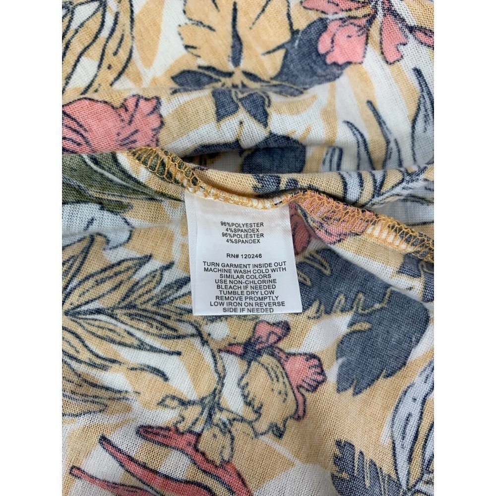 Wall Flowers Women's Floral Top - Picture 4 of 6